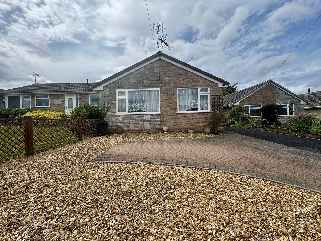 Property photo 1 of 19 Front