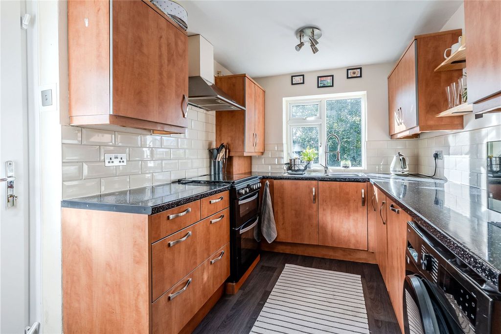 Property photo 3 of 17 Picture No. 09