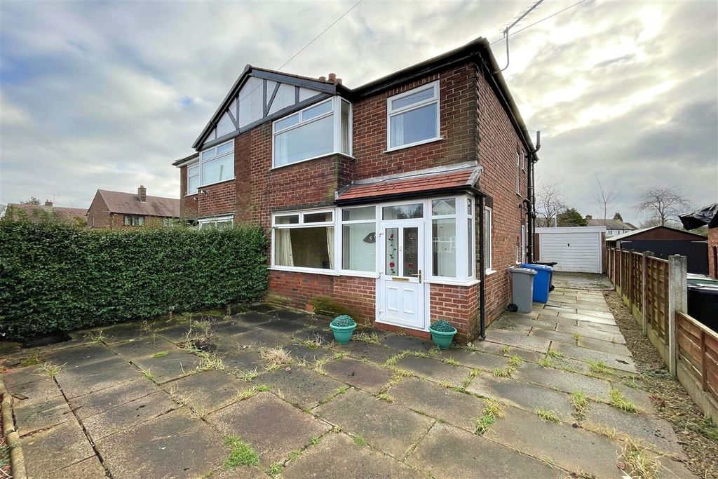 Property photo 1 of 10 (Main)