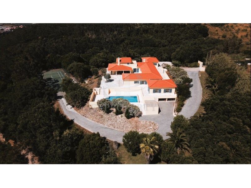 Property photo 1 of 61