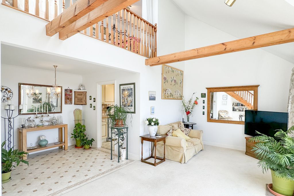 Property photo 3 of 13 3.Jpg