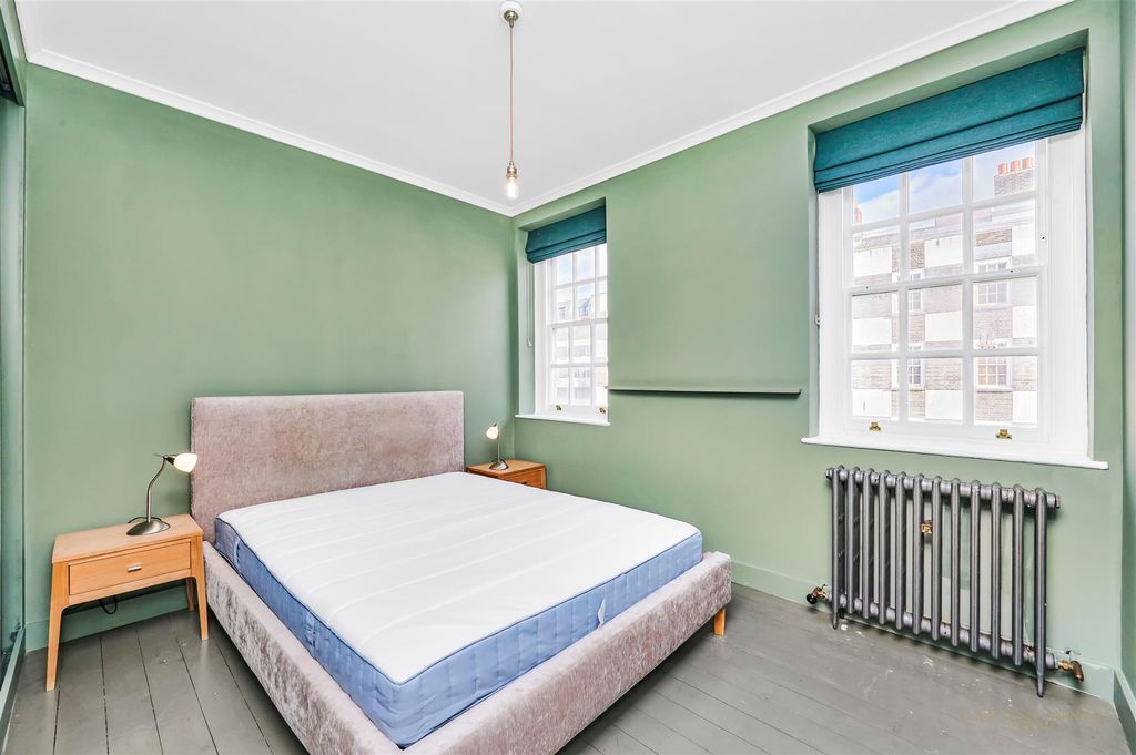 Property photo 3 of 7 Bedroom.Jpg