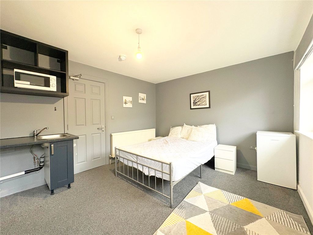 Property photo 2 of 13 Picture No. 07