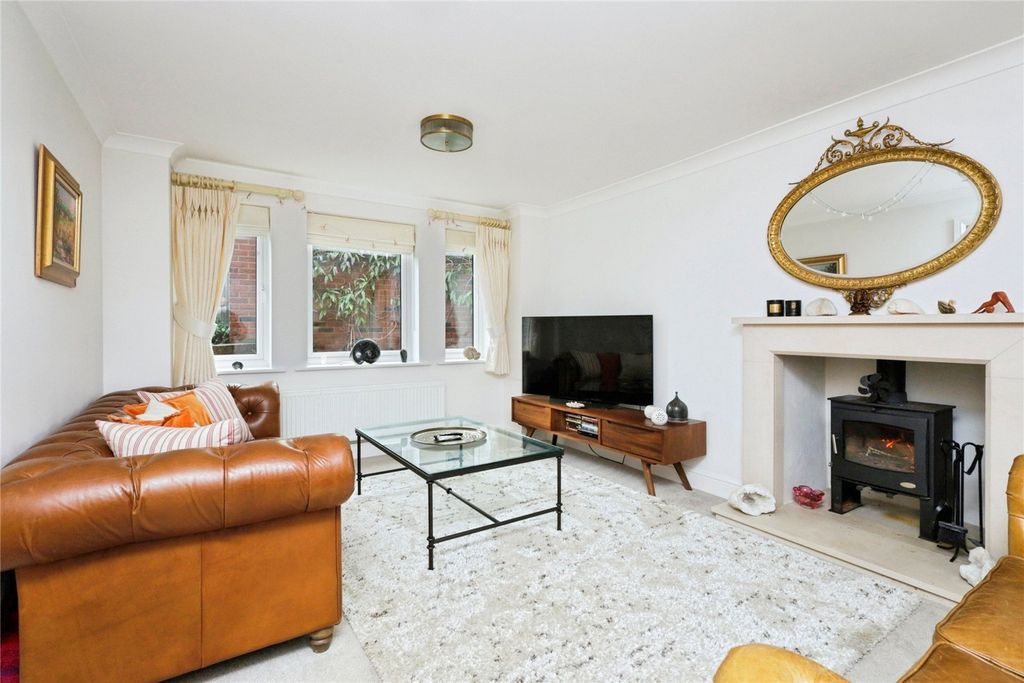 Property photo 2 of 28 Picture No. 28