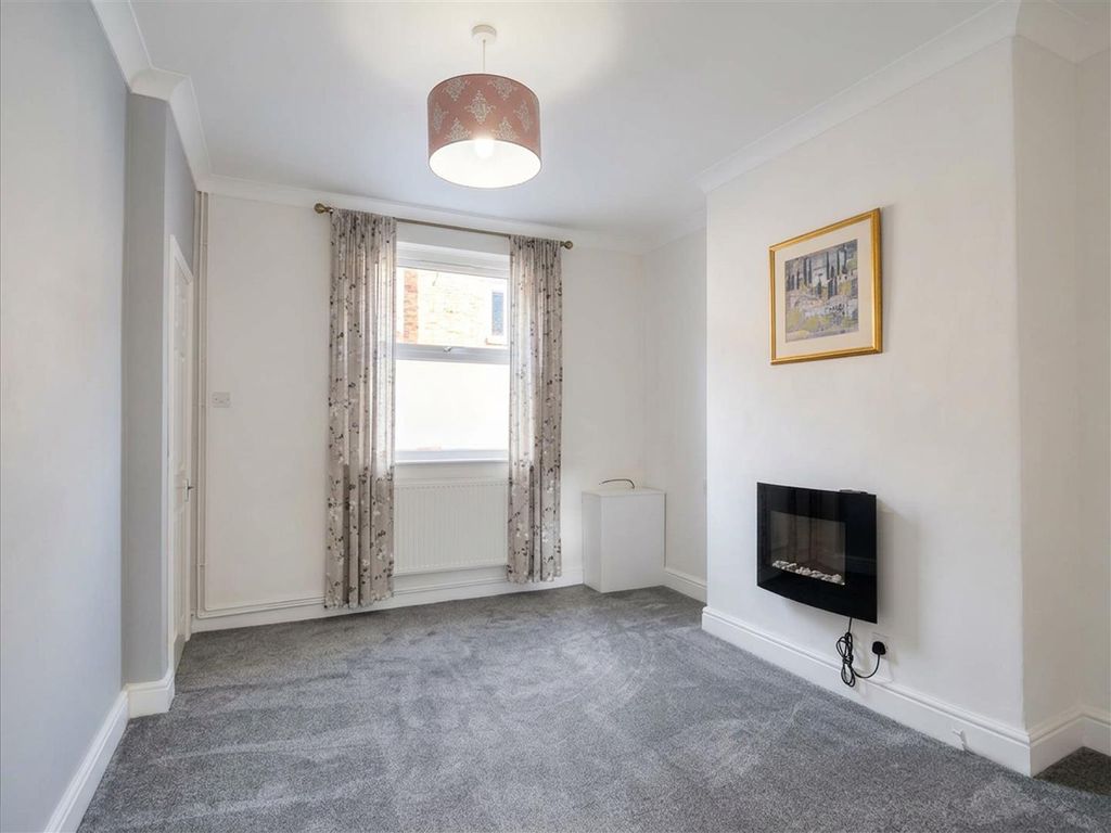 Property photo 2 of 10 l1 (6).Png