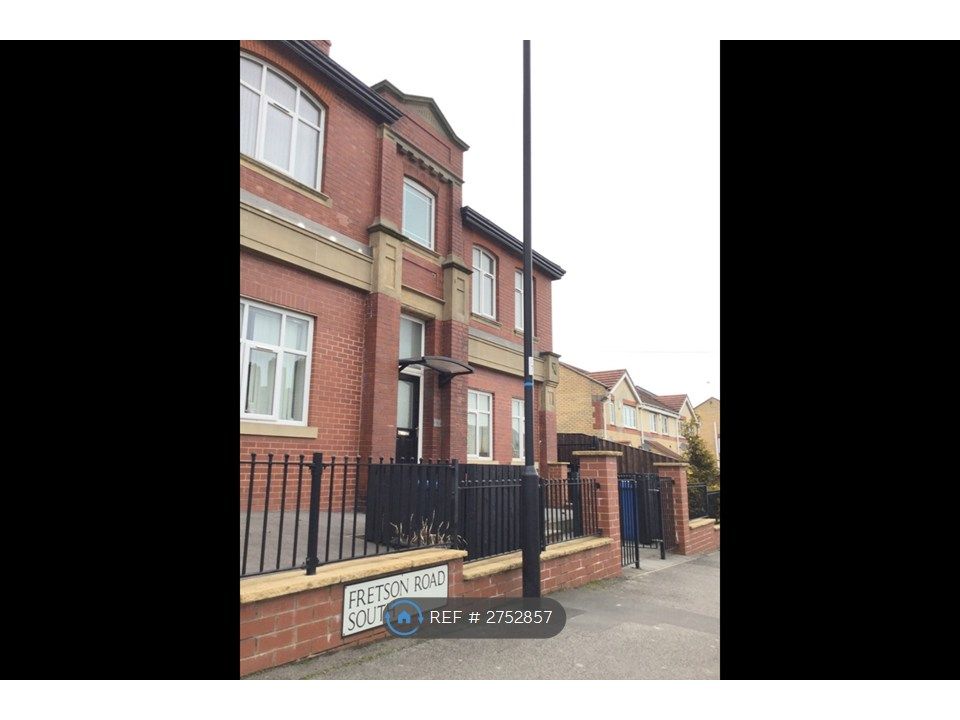 Property photo 2 of 13 Front External