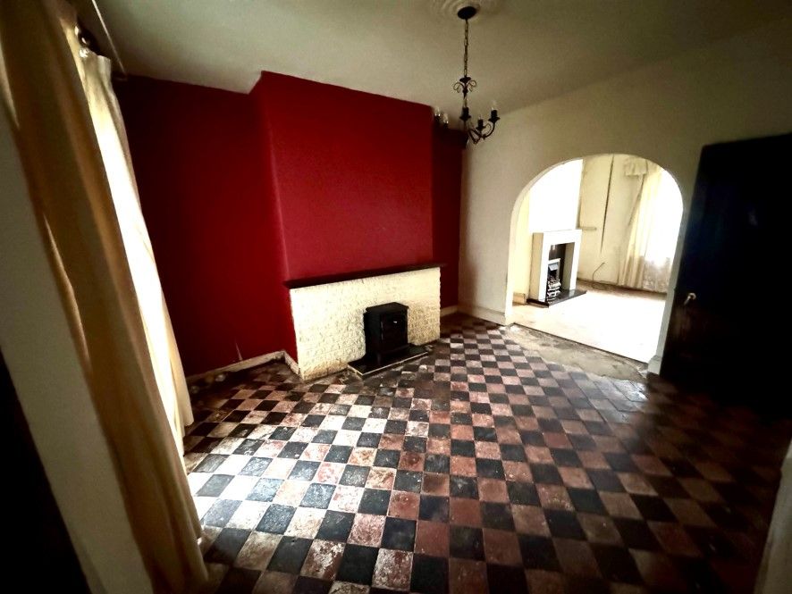 Property photo 2 of 10