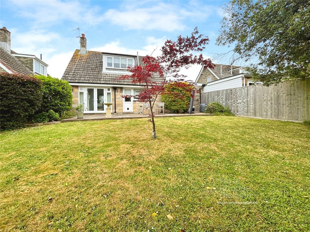 Property photo 1 of 14 Rear