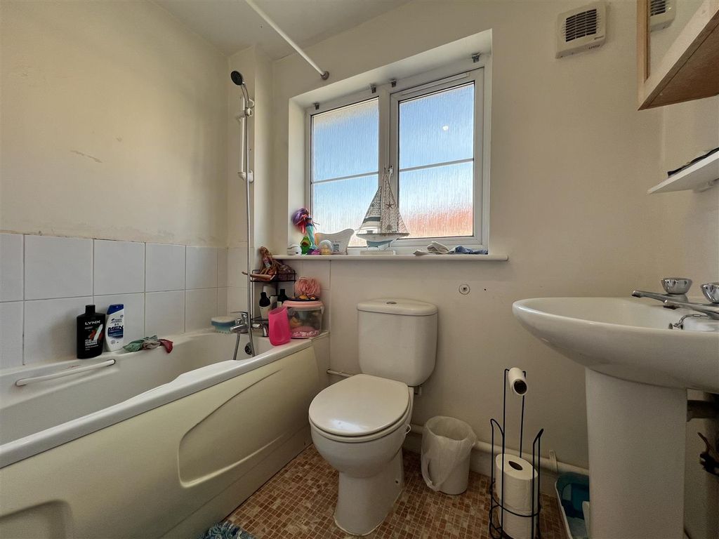 Property photo 2 of 11 Img_4996.Jpeg