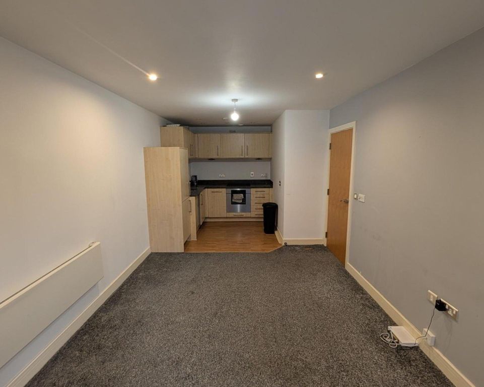 Property photo 3 of 9 Picture No. 15