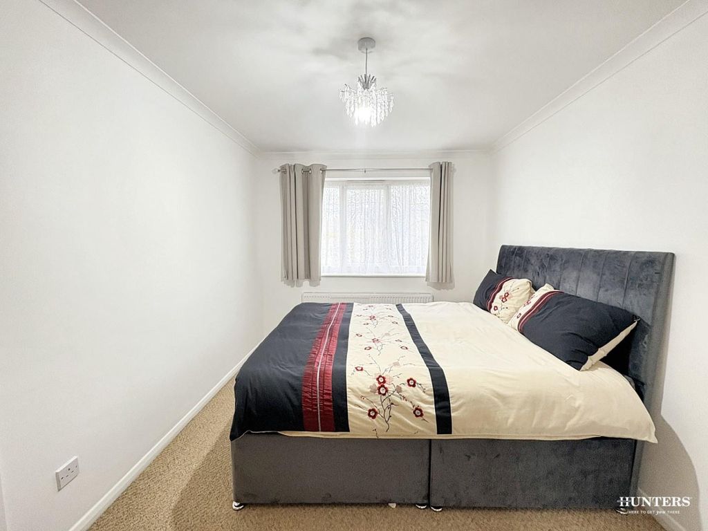 Additional image 13 of 4 bed detached house for saleHenley Avenue, Dewsbury WF12