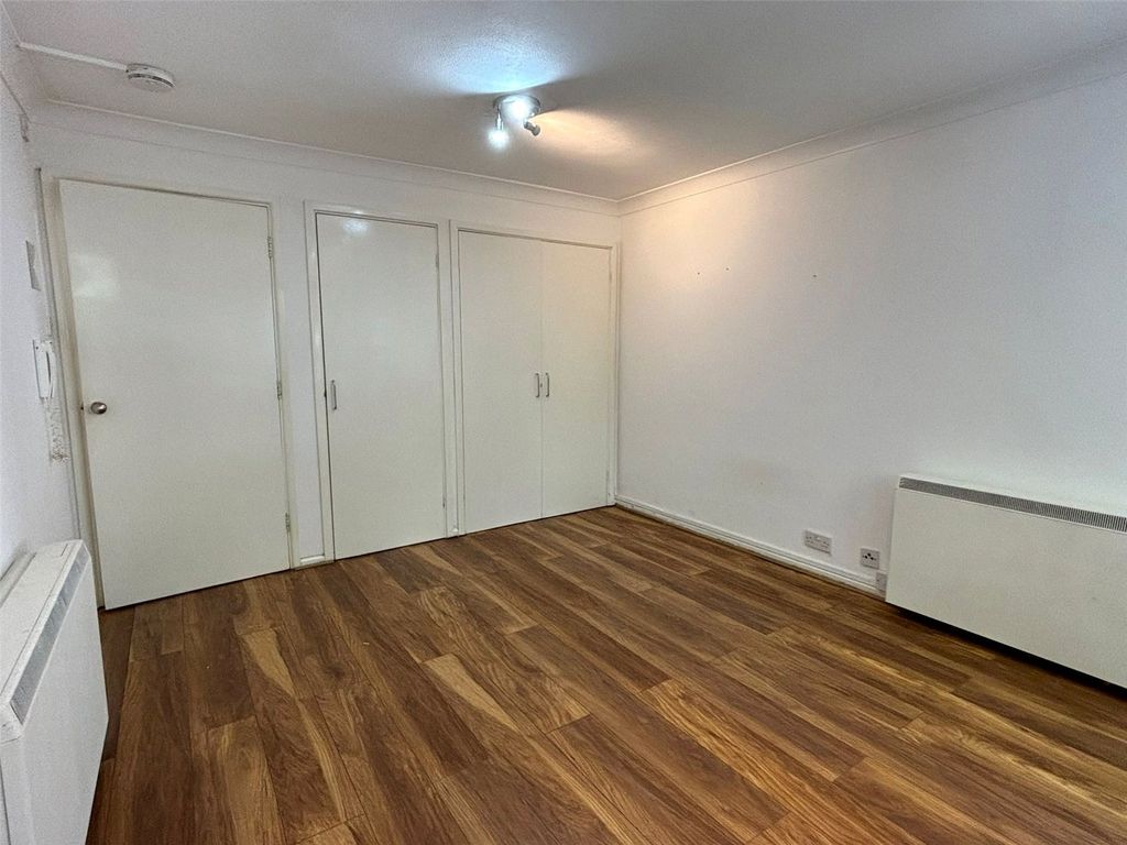 Property photo 3 of 6 Picture No. 03