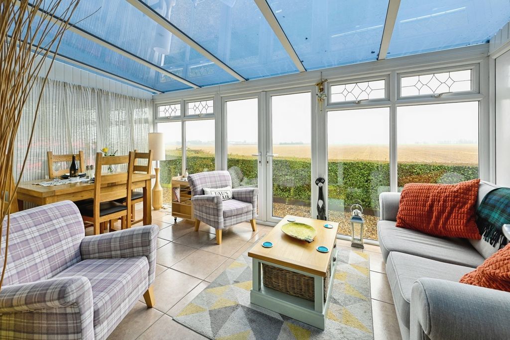 Property photo 2 of 20 Pbox-Img.Jpg