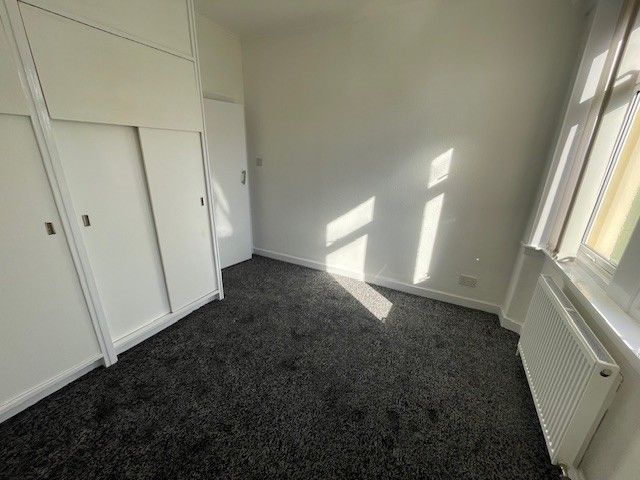 Property photo 3 of 7 Photo 3