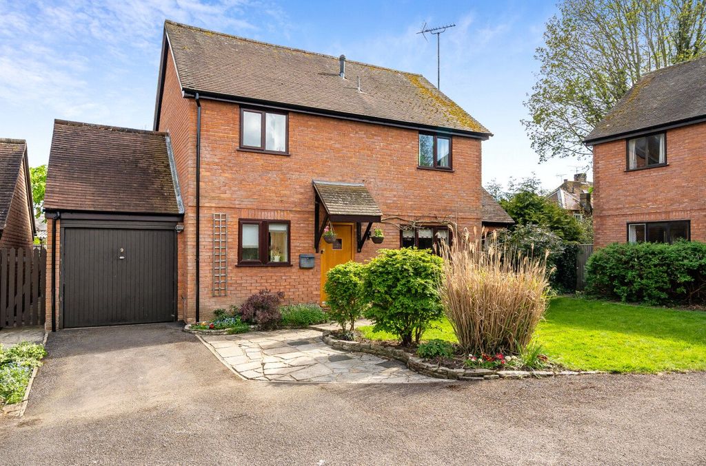 Property photo 1 of 17 Picture No. 01