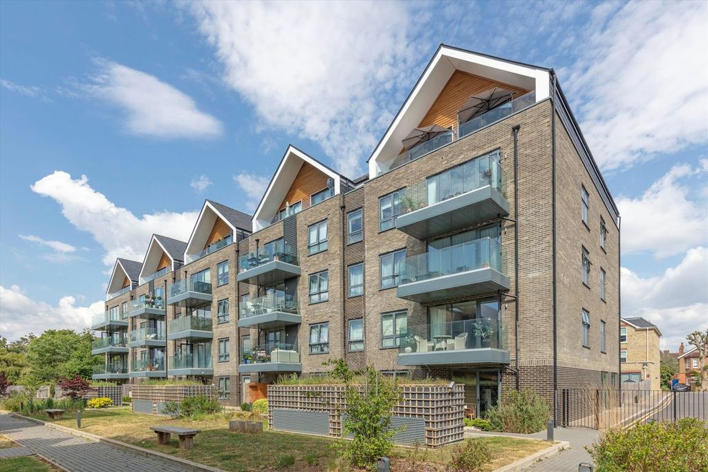 Property photo 2 of 10