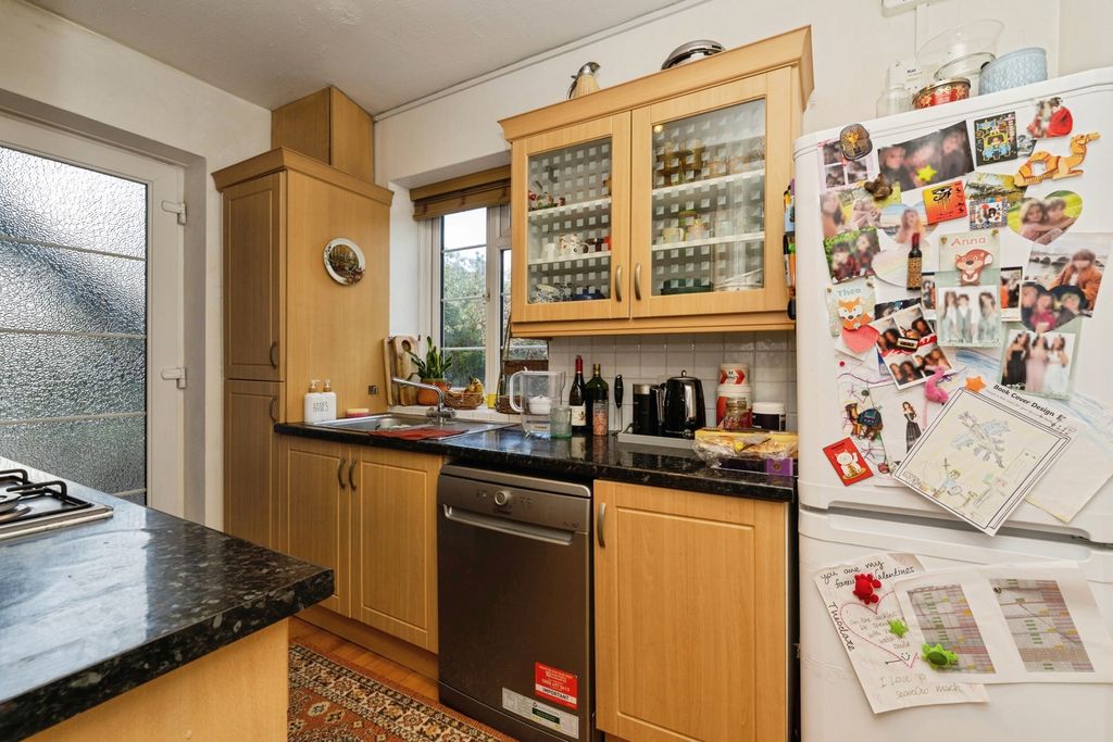 Property photo 2 of 35 Pbox-Img.Jpg