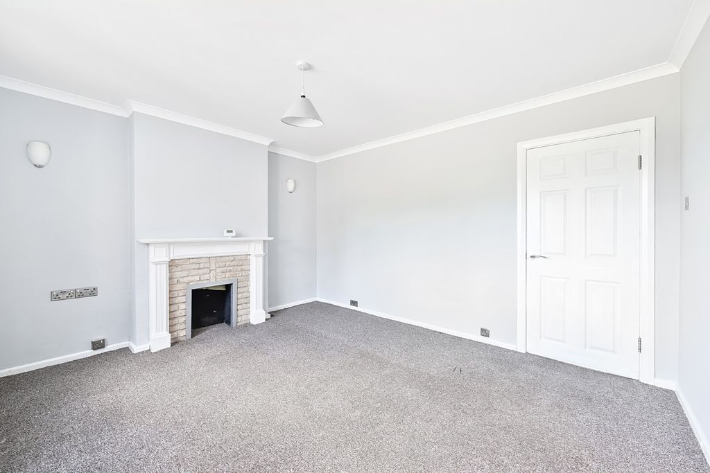 Property photo 1 of 16 1321479-13-686ce7...