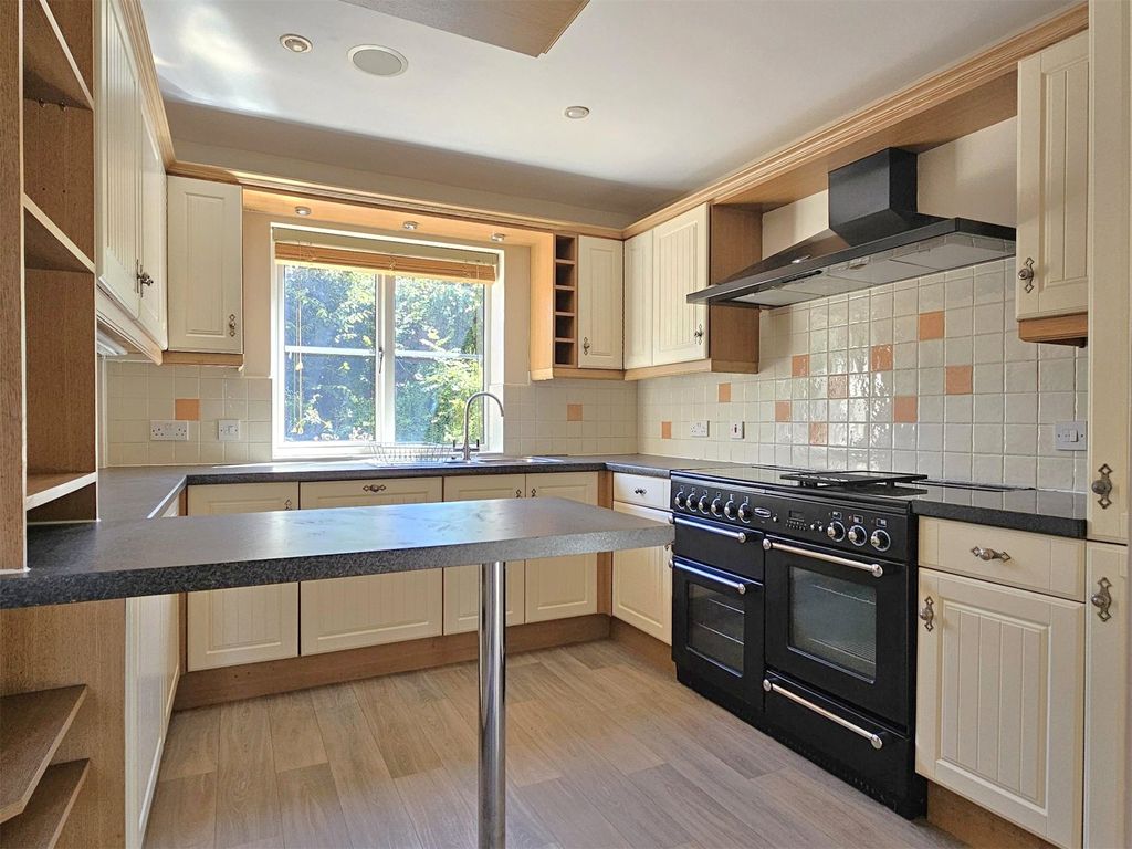 Property photo 3 of 24 Kitchen