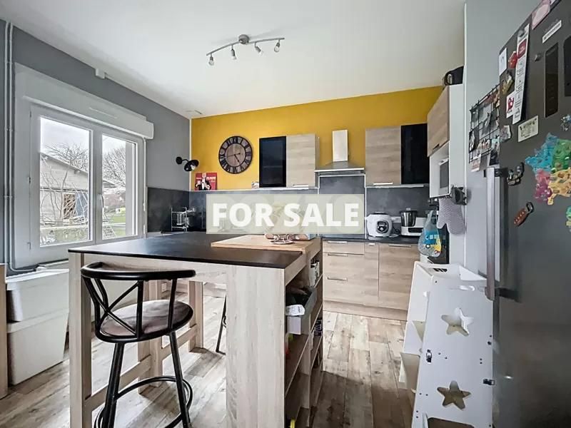 Property photo 2 of 10