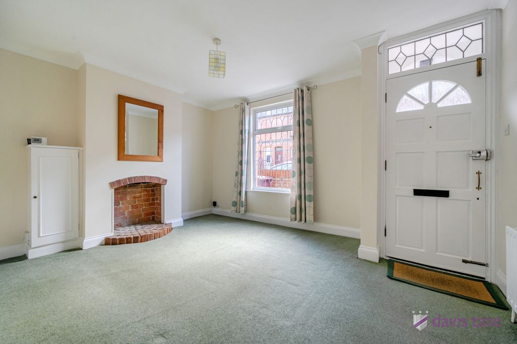 Property photo 2 of 13 Picture No. 17