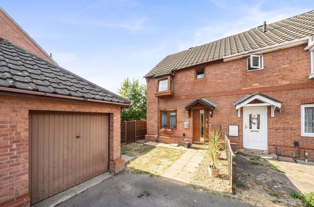 Property photo 1 of 12 1494805-5-6A5A695...