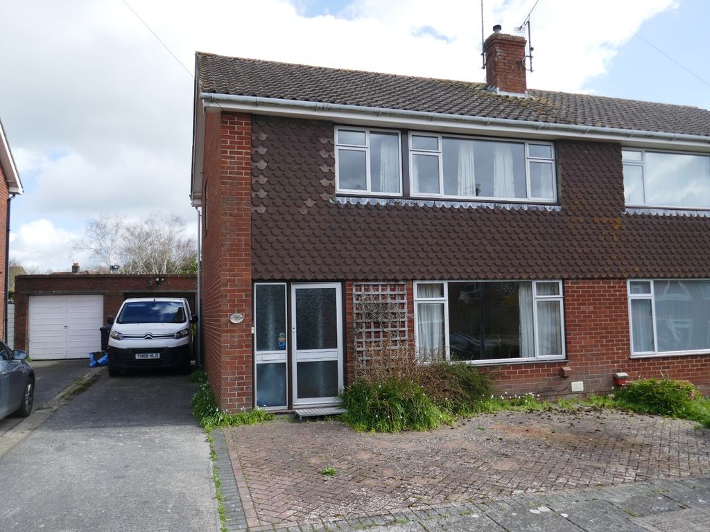 Property photo 1 of 9