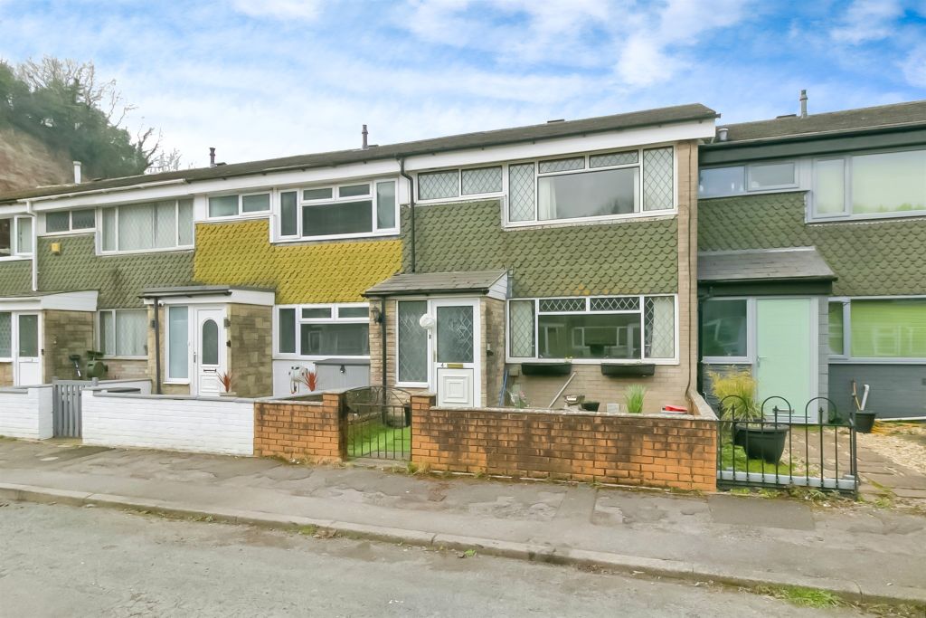 Property photo 1 of 17