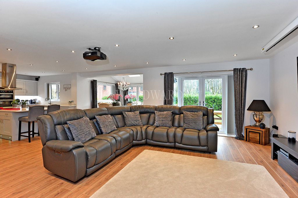 Property photo 3 of 24 Open Plan Living Area