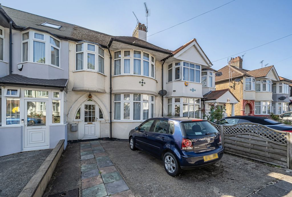 Property photo 2 of 14 1336708-21-68962c...