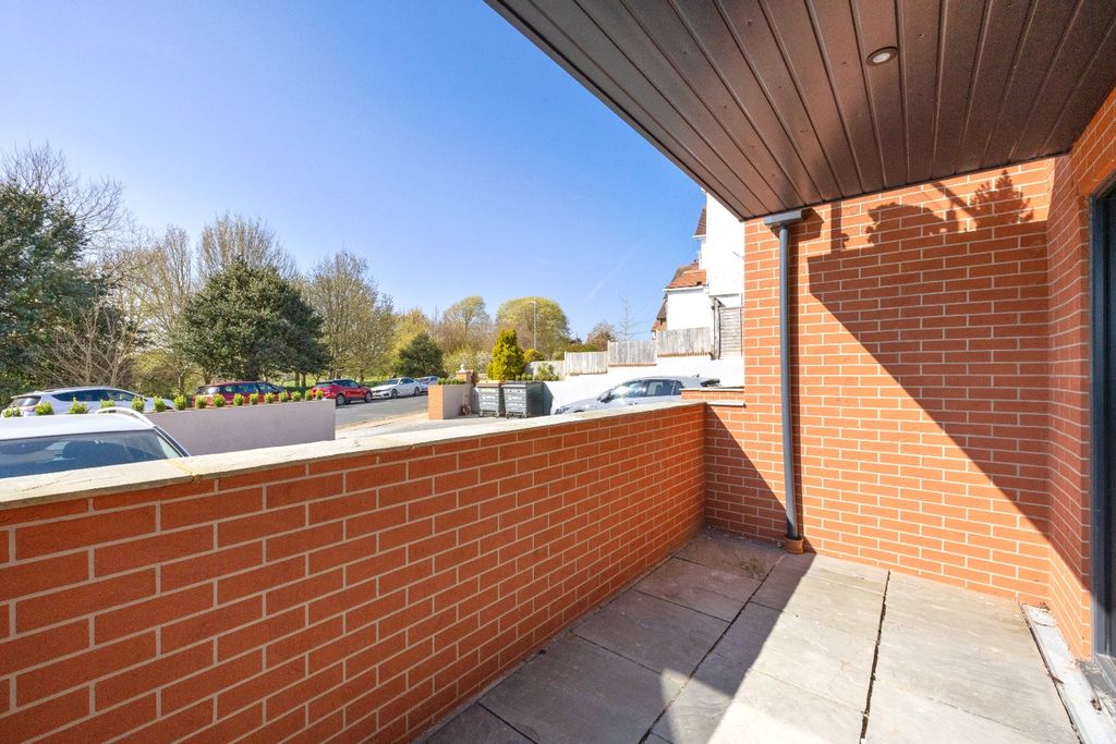 Property photo 3 of 22 5140742