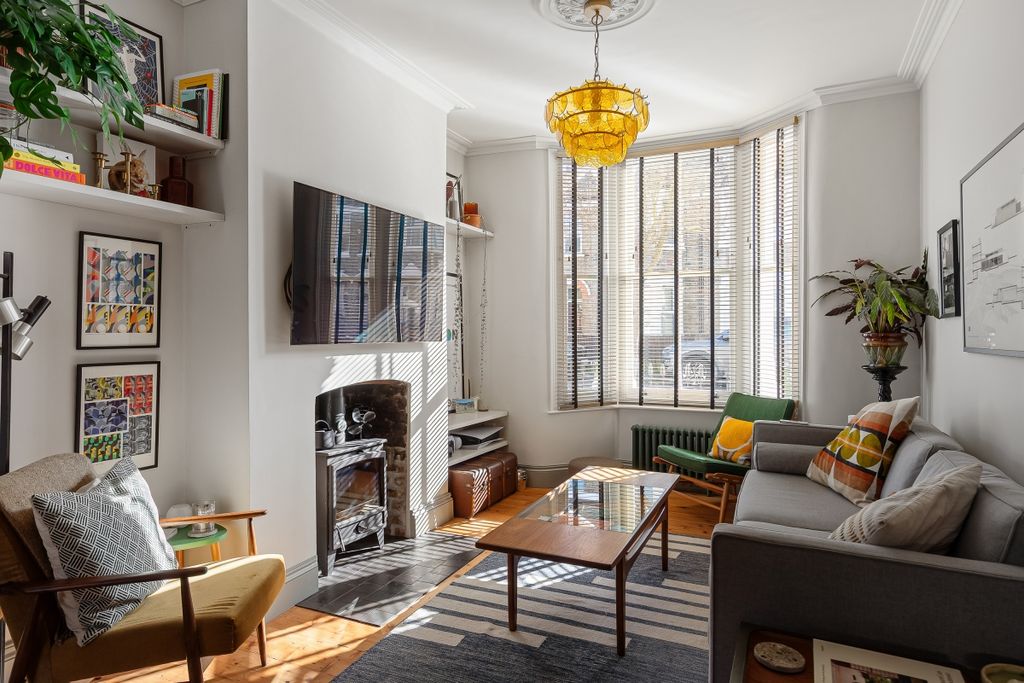 Property photo 2 of 15 094A6604