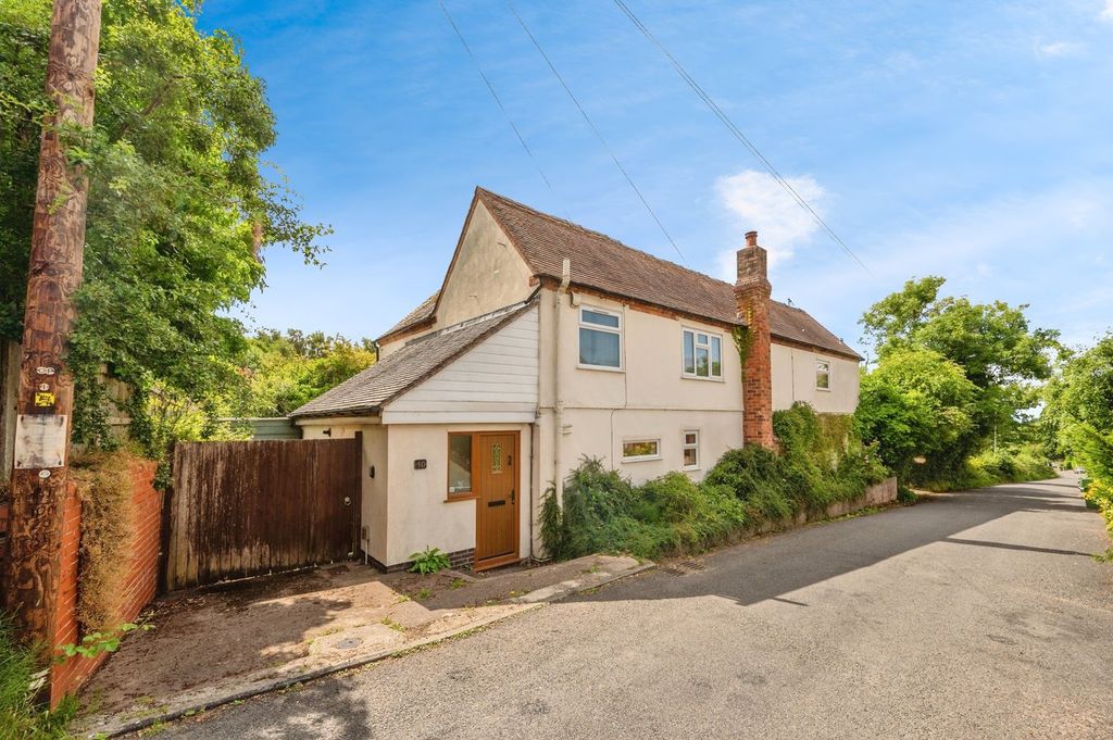 Property photo 2 of 30