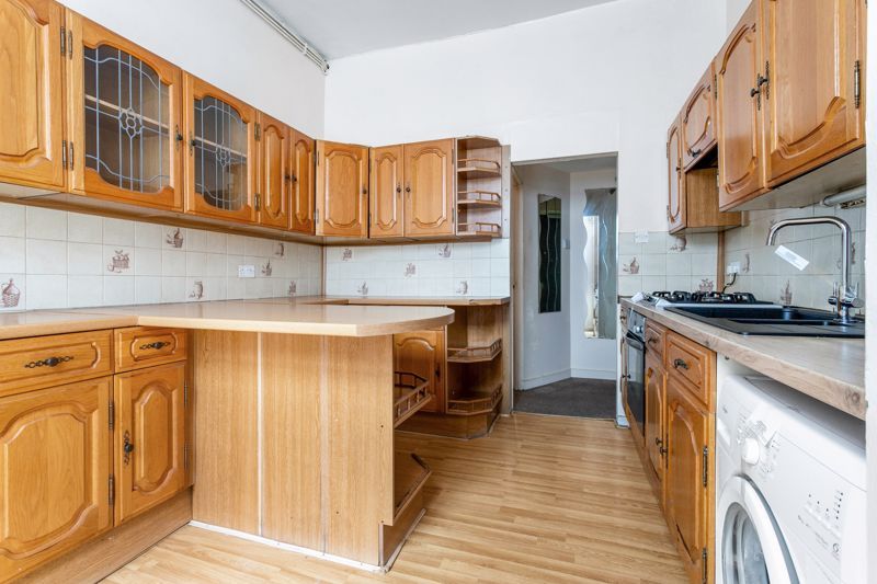 Property photo 2 of 12 Photo 6