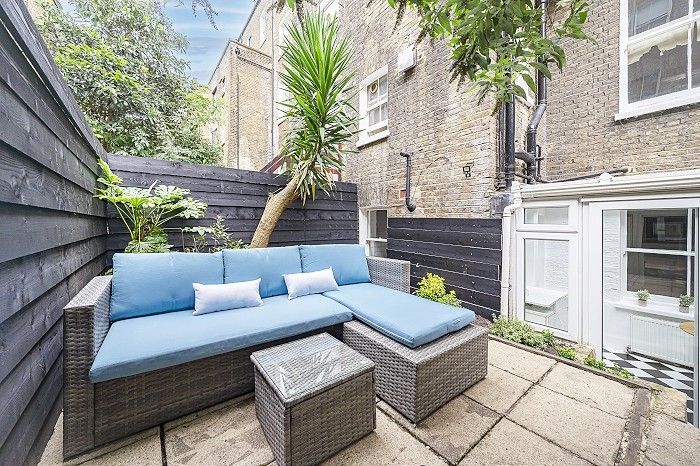 Property photo 3 of 21 19-Comeragh-Road-...