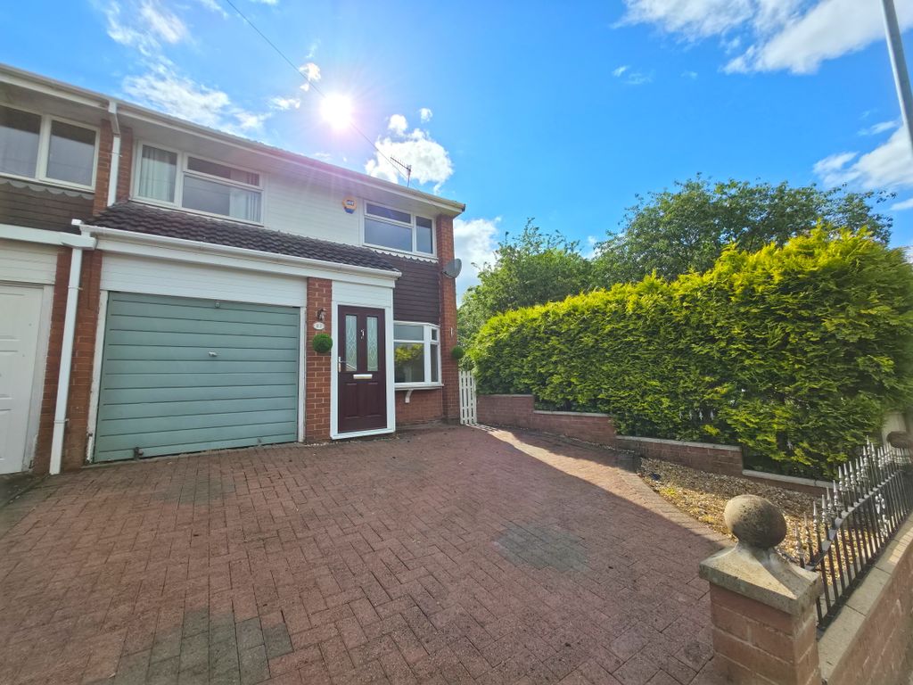 Property photo 1 of 28