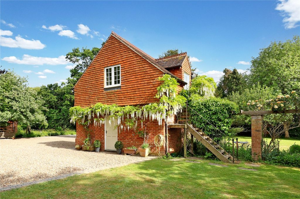 Property photo 3 of 40 Picture No. 26