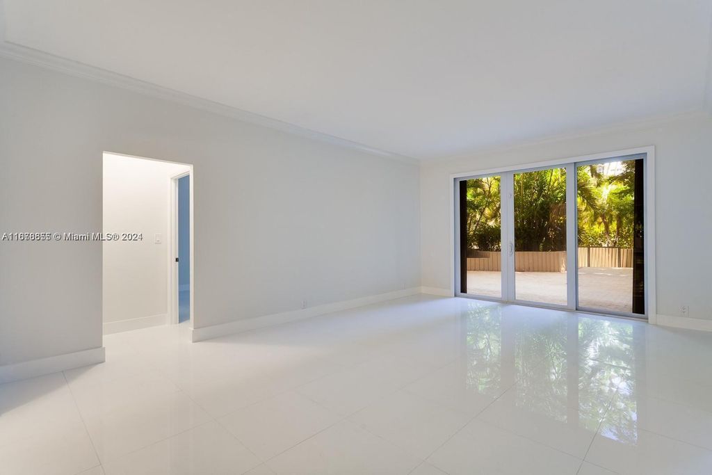 Property photo 2 of 28 <Alttext/>