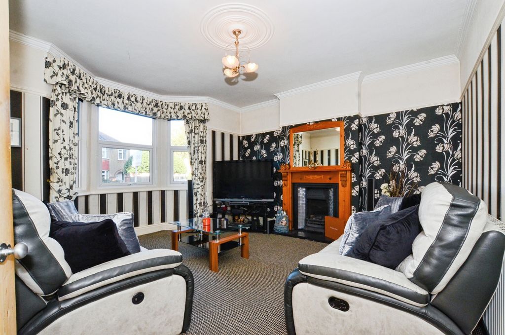 Property photo 3 of 16 Dsc_6596