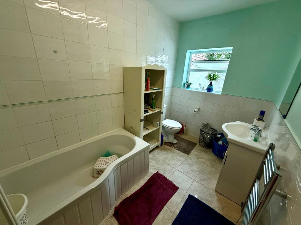 Property photo 3 of 9 Picture No. 03