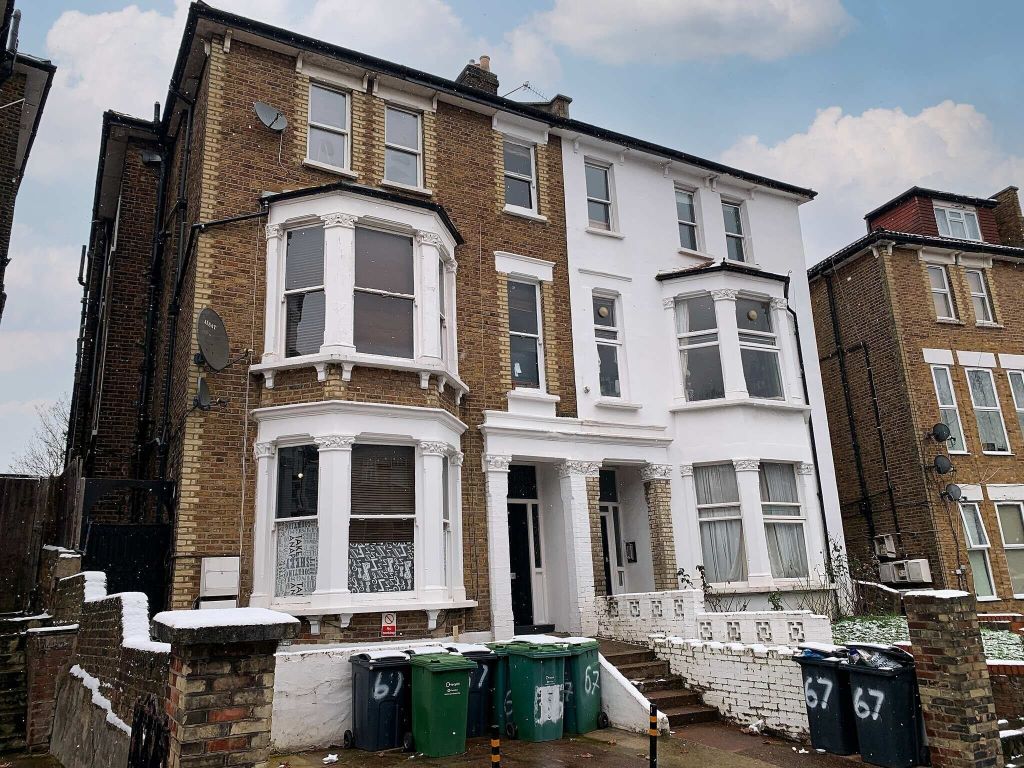 Property photo 1 of 1