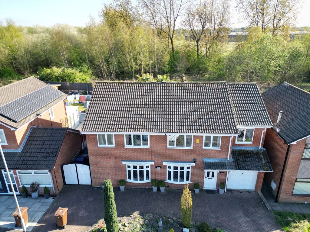 Property photo 1 of 30