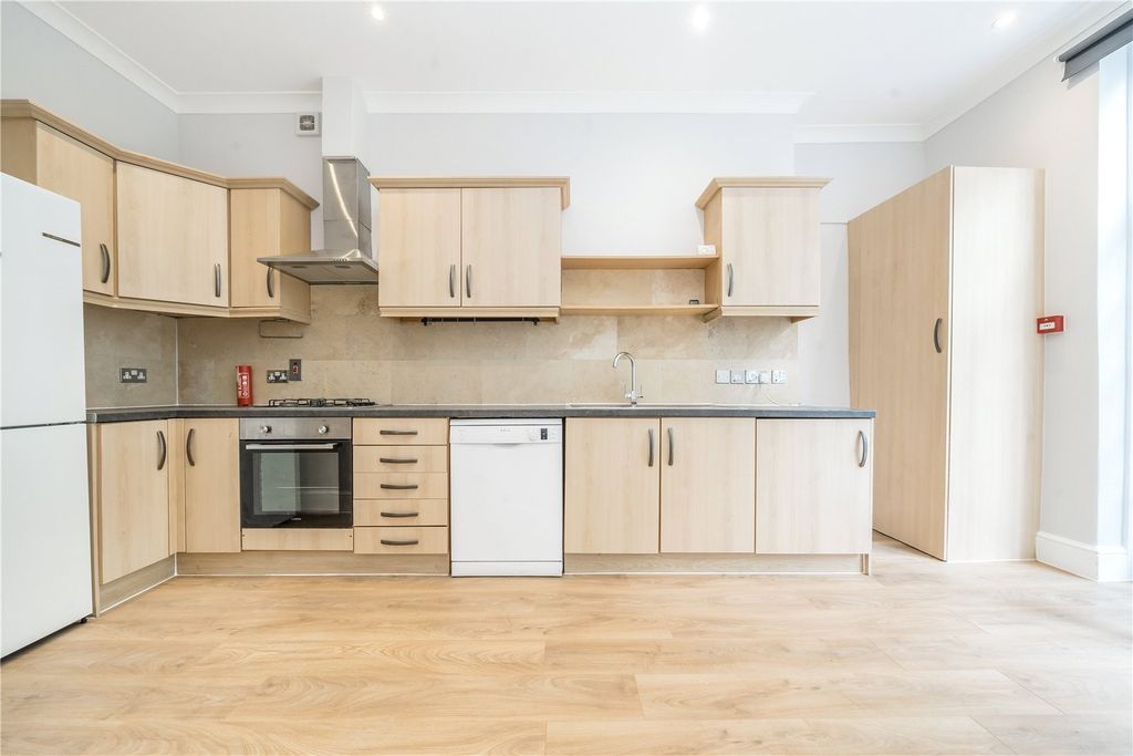 Property photo 3 of 14 Kitchen