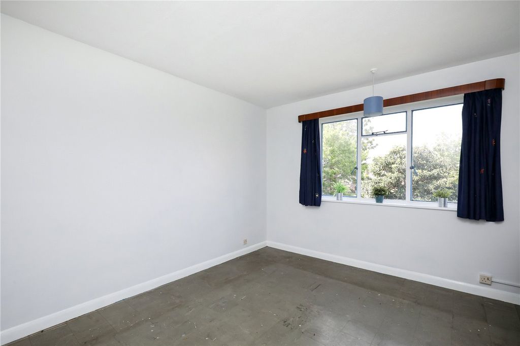 Property photo 2 of 10 Picture No. 05