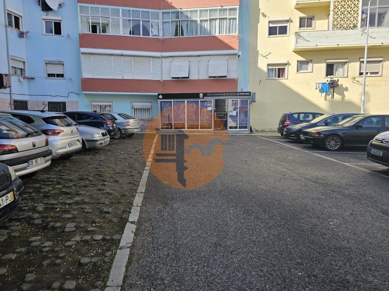 Property photo 1 of 41