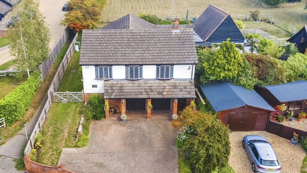 Property photo 2 of 17 Front