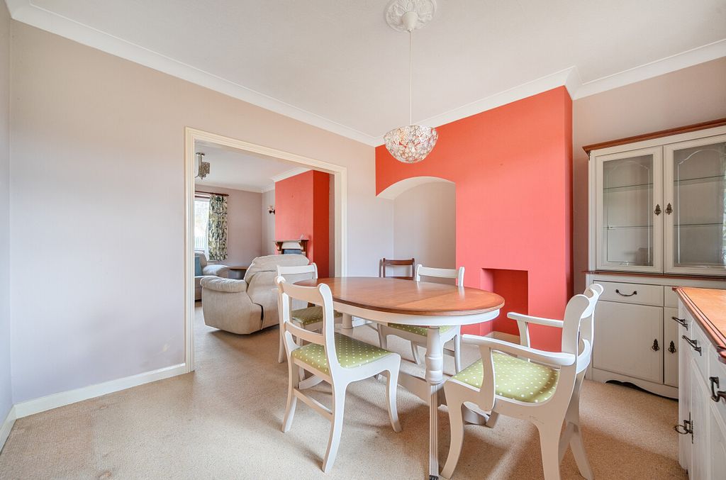 Property photo 3 of 25 1411334-25-698Ca2...