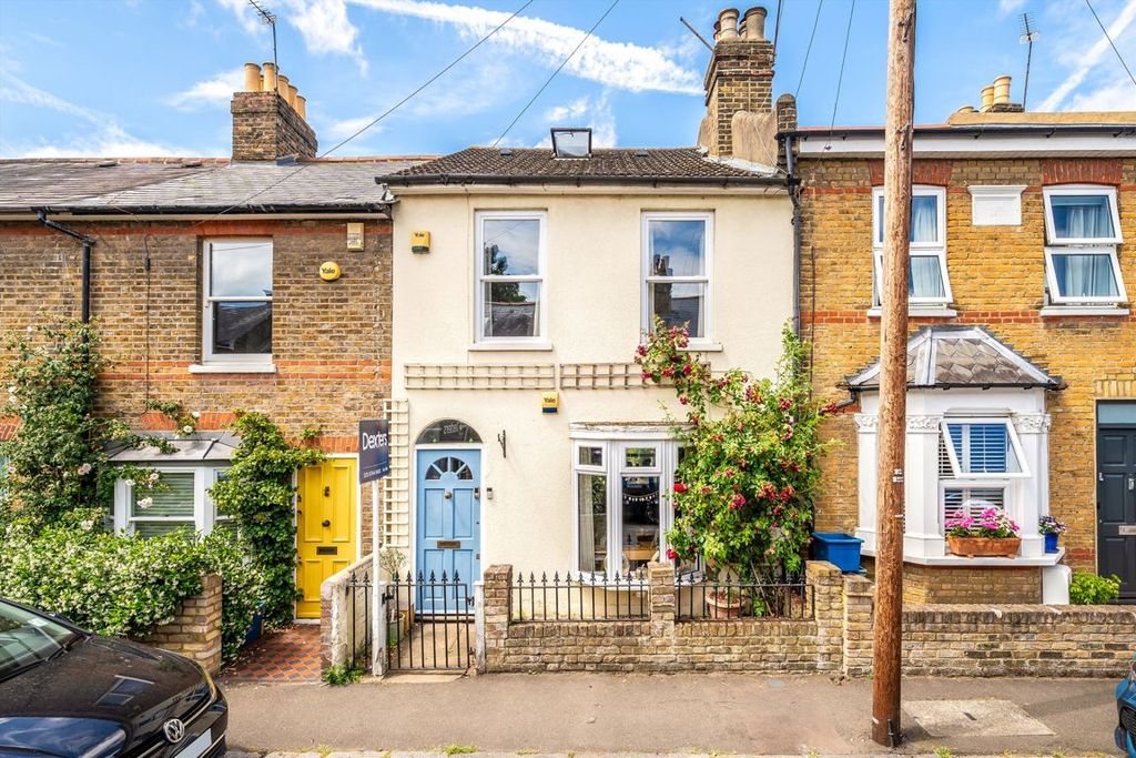 Property photo 1 of 7