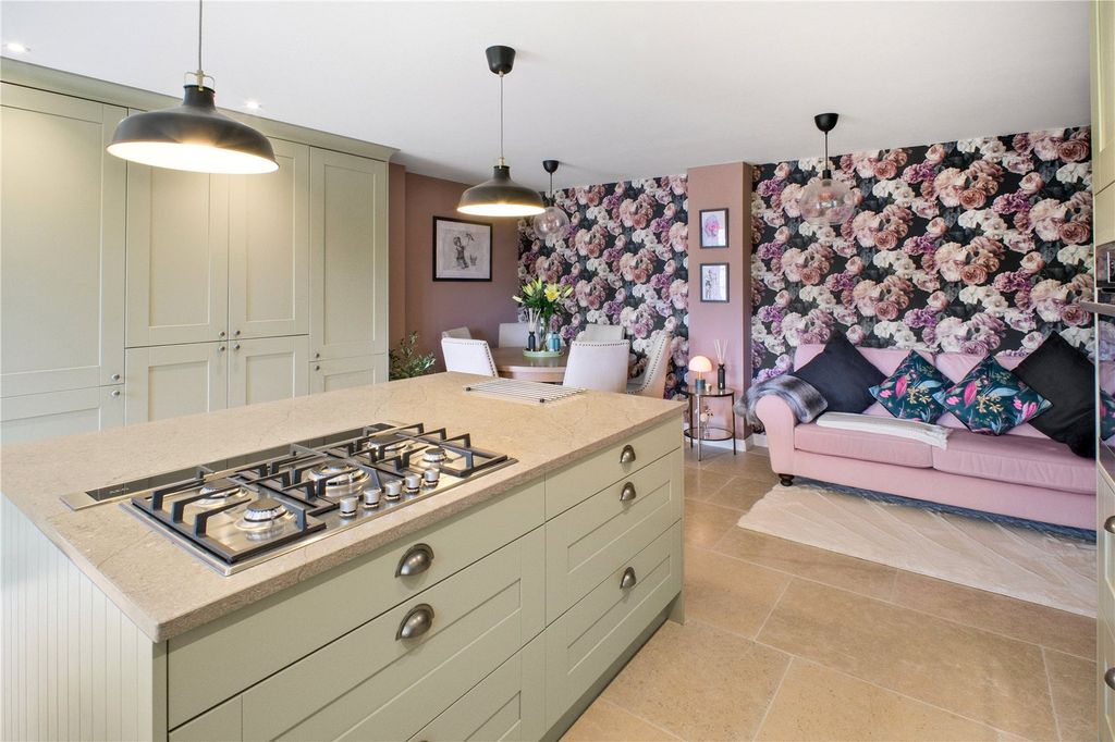Additional image 6 of 4 bed detached house for saleGreenfield Close, Bideford, Devon EX39