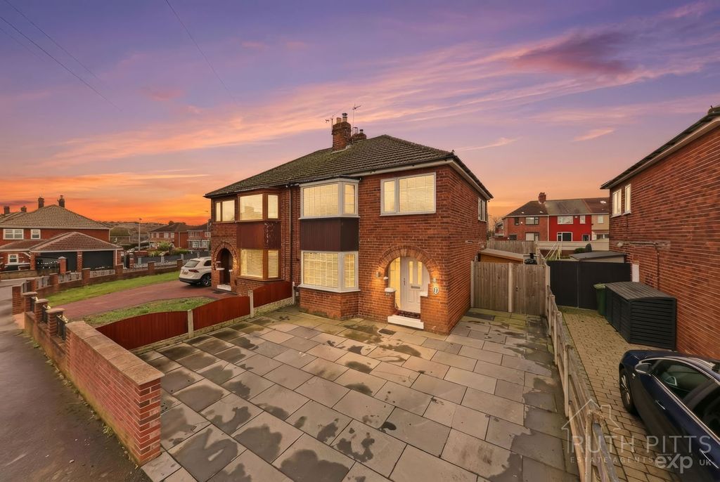 Property photo 3 of 25